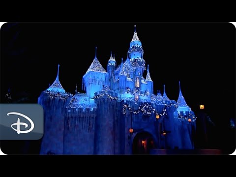 Time-Lapse: Sleeping Beauty's Winter Castle | Disneyland Park - UC1xwwLwm6WSMbUn_Tp597hQ