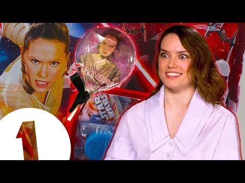 "I don't wanna be in someone's mouth!": Daisy Ridley on her Star Wars lollipops - UC-FQUIVQ-bZiefzBiQAa8Fw