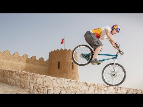 Petr Kraus Trials Biking in Bahrain - دراج المسافات الوعرة بيتر كراوس يكتشف البحرين - UCblfuW_4rakIf2h6aqANefA