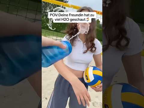 Seid ihr auch eine Meerjungfrau aber  niemand darf es wissen?😔 #h2o #shorts #lustig #meerjungfrau