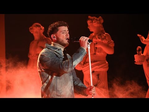 Bazzi Makes Life 'Beautiful' on Ellen - UCp0hYYBW6IMayGgR-WeoCvQ