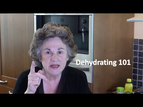 DEHYDRATING 101 -- Everything you need to know to safely dehydrate fruit and vegetables