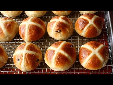 Hot Cross Buns Recipe - How to Make Hot Cross Buns for Easter - UCRIZtPl9nb9RiXc9btSTQNw