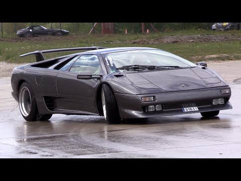 Lamborghini Diablo Trying to Drift! - UCPn7qqWTNONsx1YdvcFgmNw