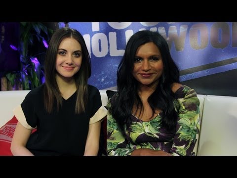 Alison Brie & Mindy Kaling: Donut Dish - STUDIO SECRETS - UC93DEJOBeet3XXZlJy2uJuA