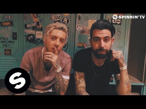 Breathe Carolina & Jay Cosmic feat. Haliene - See The Sky (Official Music Video) - UCpDJl2EmP7Oh90Vylx0dZtA