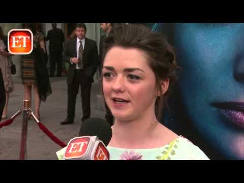 'Game of Thrones' Cast Reveals Fan Experiences - UCdtXPiqI2cLorKaPrfpKc4g