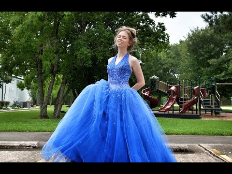 ALL MY OLD PROM DRESSES! - UCGwPbAQdGA3_88WBuGtg9tw