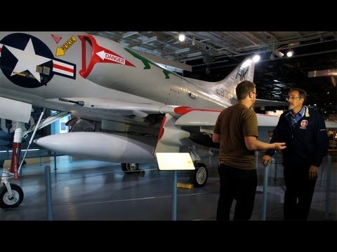 The Awesome Aircraft at the Intrepid Sea, Air and Space Museum - UCiDJtJKMICpb9B1qf7qjEOA