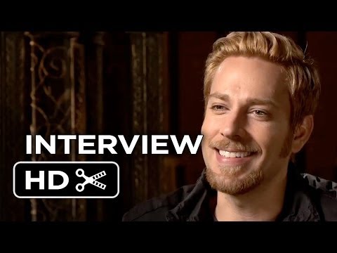 Thor: The Dark World Interview - Zachary Levi (2013) - Marvel Movie HD - UCkR0GY0ue02aMyM-oxwgg9g