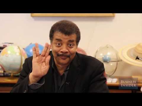 Neil deGrasse Tyson Loves Star Trek And Captain Kirk - UCcyq283he07B7_KUX07mmtA