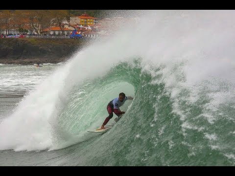 Surfing Showdown in Mundaka - Red Bull Rivals Spain 2014 - UCblfuW_4rakIf2h6aqANefA