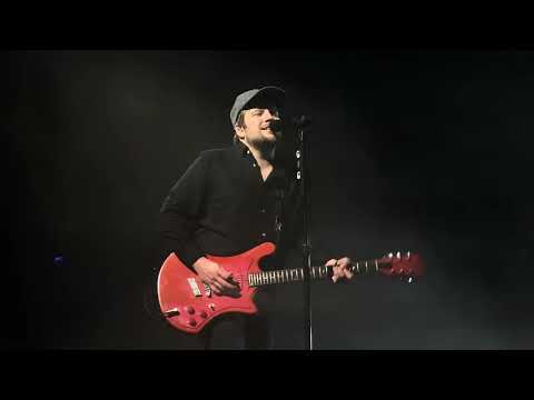 Fall Out Boy - Heaven, Iowa (live in Prague 2023)