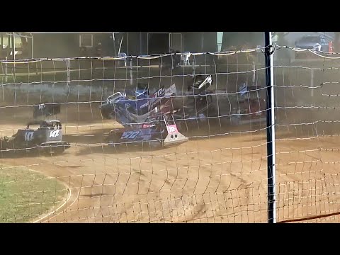 Kihikihi Speedway - 2022 King Country Superstocks champs - 11/12/21 - dirt track racing video image