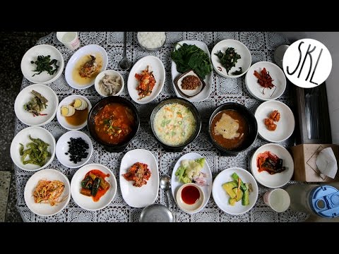 UNREAL $6.50 Meal & Night Market in Jeonju, Korea! - UCIvA9ZGeoR6CH2e0DZtvxzw