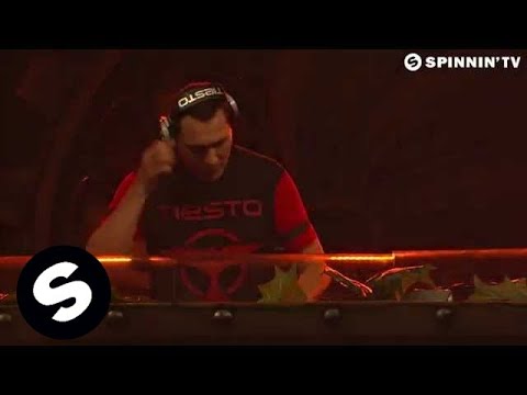 Riggi & Piros - Knightlife [Tiësto Live @ TomorrowWorld 2015] - UCpDJl2EmP7Oh90Vylx0dZtA