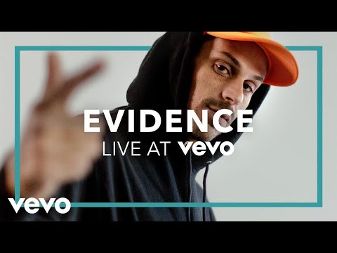 Evidence - Jim Dean and Throw It All Away (Live at Vevo) - UC2pmfLm7iq6Ov1UwYrWYkZA