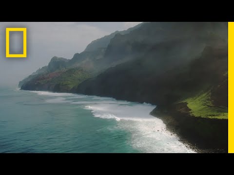 Top 10 Things to Do in Hawaii | National Geographic - UCpVm7bg6pXKo1Pr6k5kxG9A