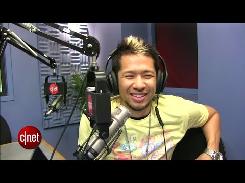 Apple patents magnetic detachable headphones for the iPhone (Apple Byte Extra Crunchy, Ep. 28) - UCOmcA3f_RrH6b9NmcNa4tdg