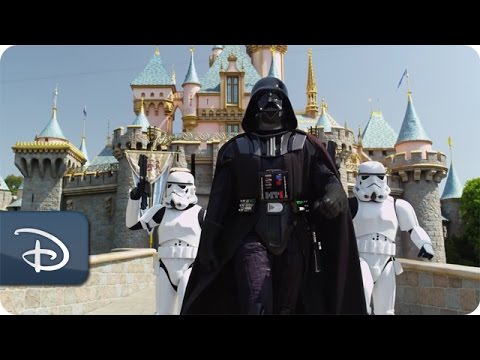 Magic Castle Walk | Star Wars | Darth Vader Goes To Disneyland - UC1xwwLwm6WSMbUn_Tp597hQ