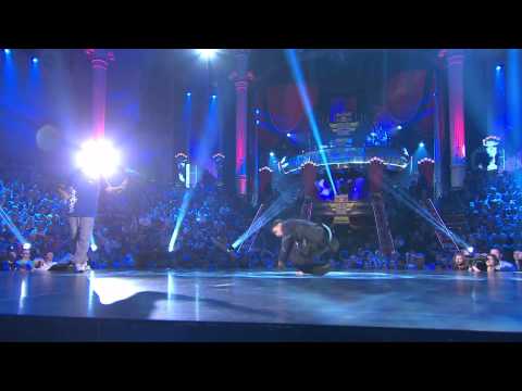 Soso vs Roxrite - Battle 2 - Red Bull BC One 2011 Moscow - UCblfuW_4rakIf2h6aqANefA