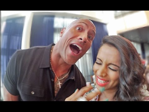 The Time I Met The Rock!! - UCfm4y4rHF5HGrSr-qbvOwOg