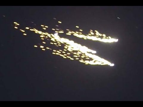 Skydivers Become 'Human Meteors' In Honor of The Perseids | Video - UCVTomc35agH1SM6kCKzwW_g