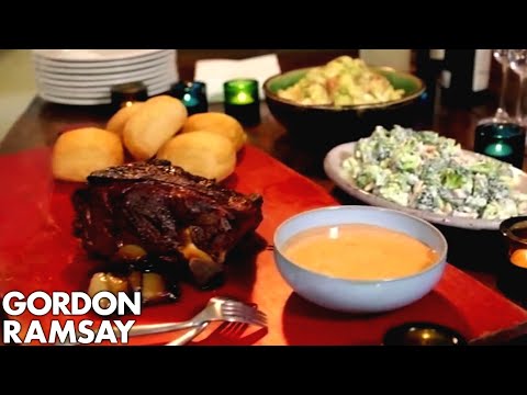 Smoky Pulled Pork with Chipotle Mayonnaise | Gordon Ramsay - UCIEv3lZ_tNXHzL3ox-_uUGQ