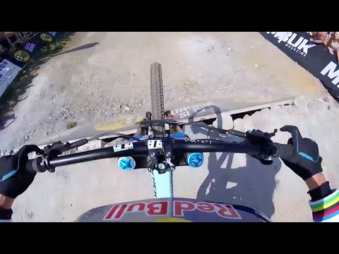 Rachel Atherton Dominates Ft. William: Winning Run POV | UCI MTB World Cup 2016 - UCblfuW_4rakIf2h6aqANefA