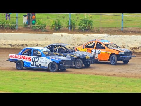 Waikaraka Park Speedway - Streetstocks - 16/2/25 - dirt track racing video image