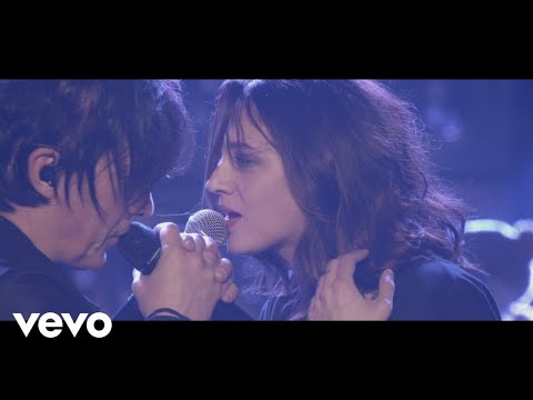 Indochine - Gloria (Alcaline, le concert au Trianon 2017) ft. Asia Argento - UCRviBuIq7NHYrQ4PlEfof7w