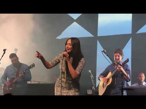 Kacey Musgraves Live at The Roundhouse, London, 14 May 2024, "Lonely Millionaire"