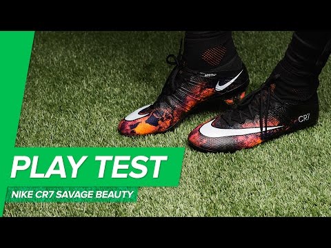 Nike Mercurial Superfly IV CR7 Savage Beauty test | New WebTV host Luca - UC5SQGzkWyQSW_fe-URgq7xw