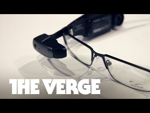 Vuzix Google Glass competitor finally works — CES 2015 - UCddiUEpeqJcYeBxX1IVBKvQ