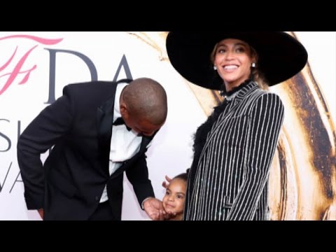 Blue Ivy Was Too Adorable at the CFDA Awards With Beyonce and Jay Z - UCdtXPiqI2cLorKaPrfpKc4g