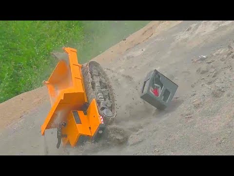 GIGANTIC RC CRASH! HUGE RC ACCIDENT ON THE CONSTRUCTION SITE! EQUIPMENT FILE! SPECIAL LIVE ACTION - UCT4l7A9S4ziruX6Y8cVQRMw