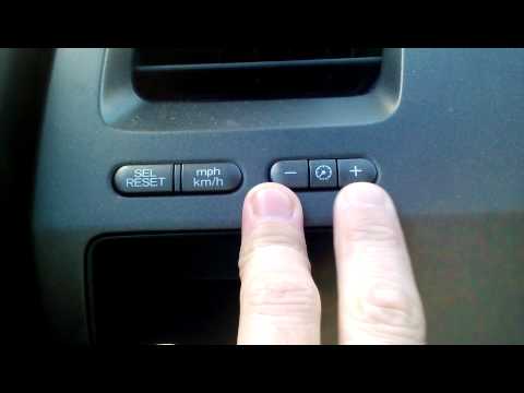 Jak ustawić jasność deski rozdzielczej w samochodzie Honda Civic.