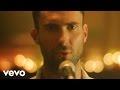MV เพลง Give A Little More - Maroon 5