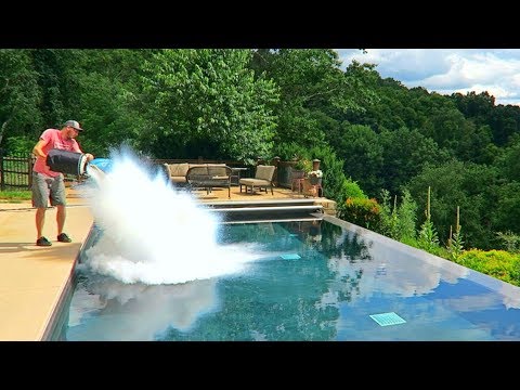 What Happens If You put 30L of Liquid Nitrogen in the Pool? - UCe_vXdMrHHseZ_esYUskSBw