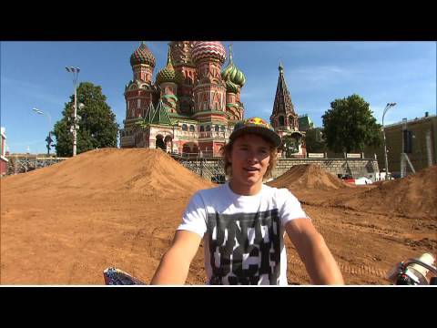 FMX in Russia's Red Square - Red Bull X-Fighters Moscow preview - 2010 - UCblfuW_4rakIf2h6aqANefA