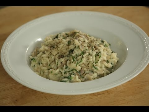 Spinach and Mushroom Risotto | Sanjeev Kapoor Khazaza - UCmoX4QULJ9MB00xW4coMiOw