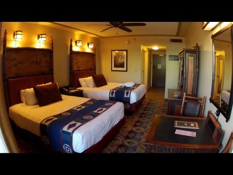 Disney's Wilderness Lodge Resort Detailed Room Tour on Concierge Floor - Room 7115 Walt Disney World - UCe-gHr2O_LP7t0YJYHZQZlg