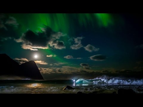 Surfing Under the Northern Lights w/ Mick Fanning | Chasing the Shot: Norway Ep 1 - UCblfuW_4rakIf2h6aqANefA