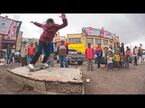 6 Minutes of Worldwide Shredding: 2015 Highlights | Red Bull Skateboarding - UCblfuW_4rakIf2h6aqANefA