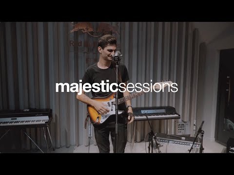 James Hersey - Coming Over | Majestic Sessions @ Red Bull Studios Berlin - UCXIyz409s7bNWVcM-vjfdVA