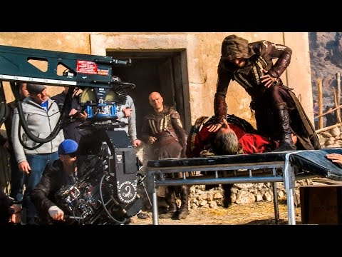Assassin's Creed Hollywood Movie Behind The Scenes! with Damien Walters and Michael Fassbender - UCzofNVHFCdD_4Jxs5dVqtAA