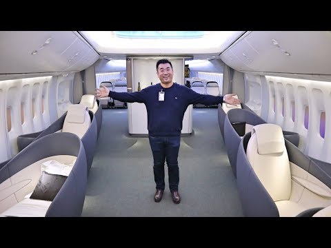 Inside the NEWEST Boeing 747 (Boeing Customer Experience Center) - UCfYCRj25JJQ41JGPqiqXmJw