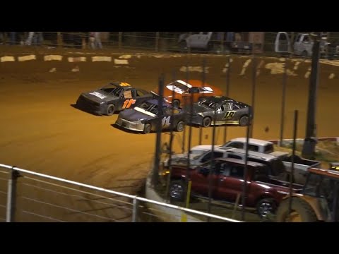 Fwd at Winder Barrow Speedway 5/4/2024 - dirt track racing video image