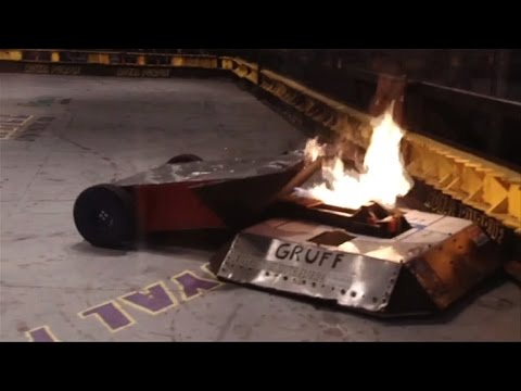 Crave - Help battling robots cause even more mayhem, Ep. 180 - UCOmcA3f_RrH6b9NmcNa4tdg