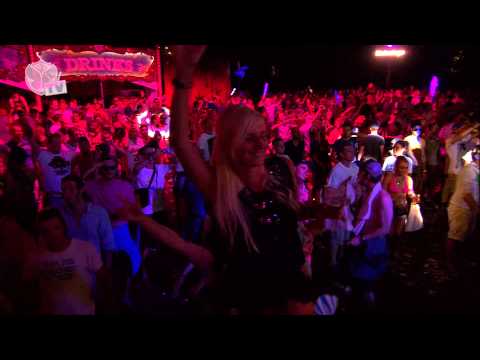 Tomorrowland 2013 - Dimitri Vegas & Like Mike - Sunday - UCsN8M73DMWa8SPp5o_0IAQQ